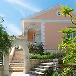 Villa Rahi